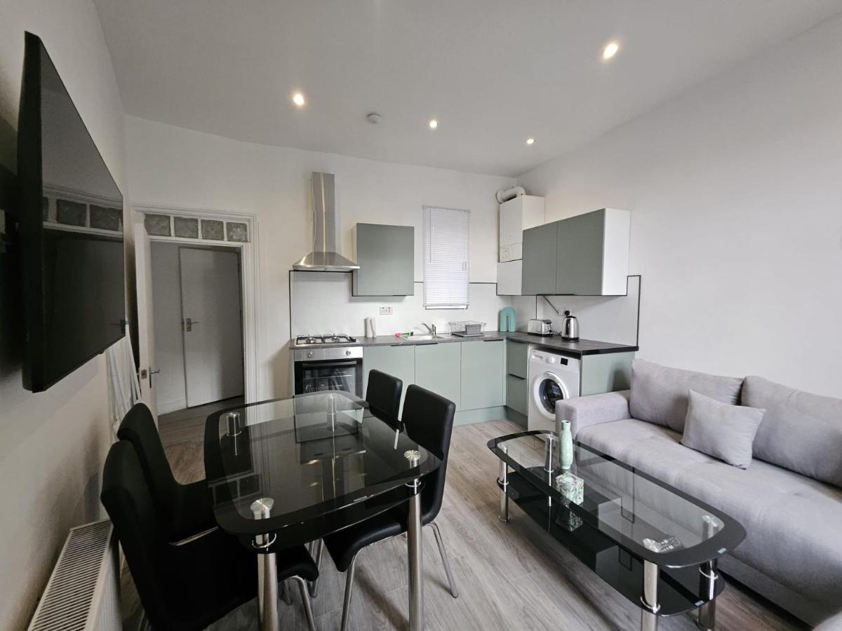Battersea Park Apartments لندن المظهر الخارجي الصورة